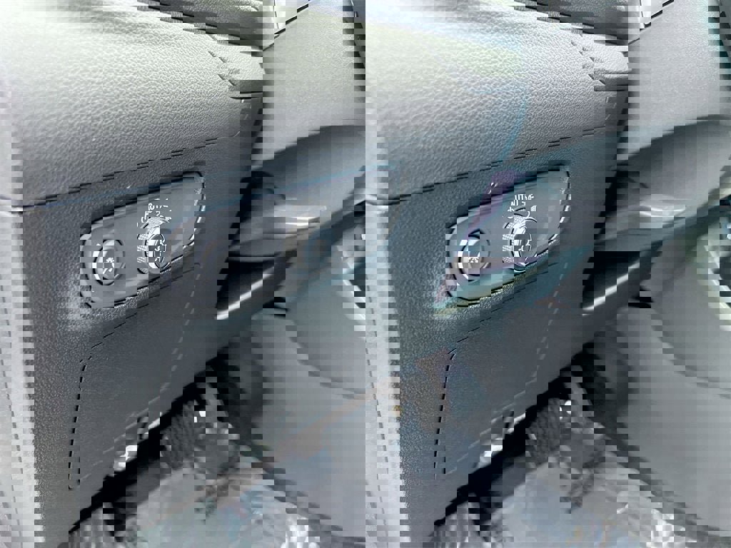 New 2026 Buick Encore GX Sport Touring image 16