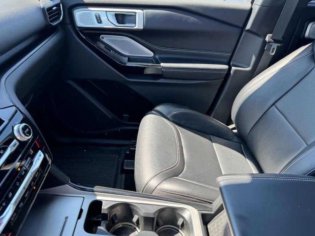 Used 2021 Ford Explorer ST w/ Equipment Group 401A image 14