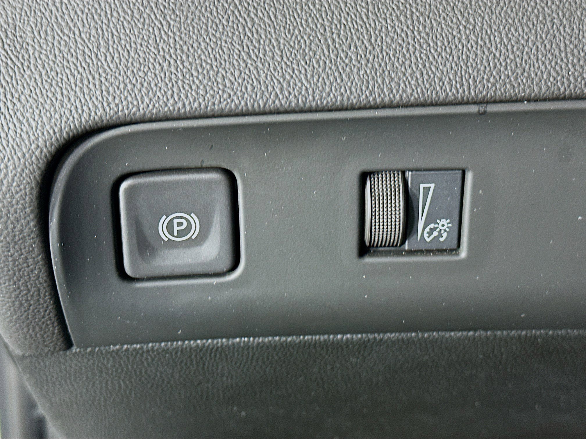 Used 2024 Buick Enclave Essence w/ LPO, Floor Liner Package image 17