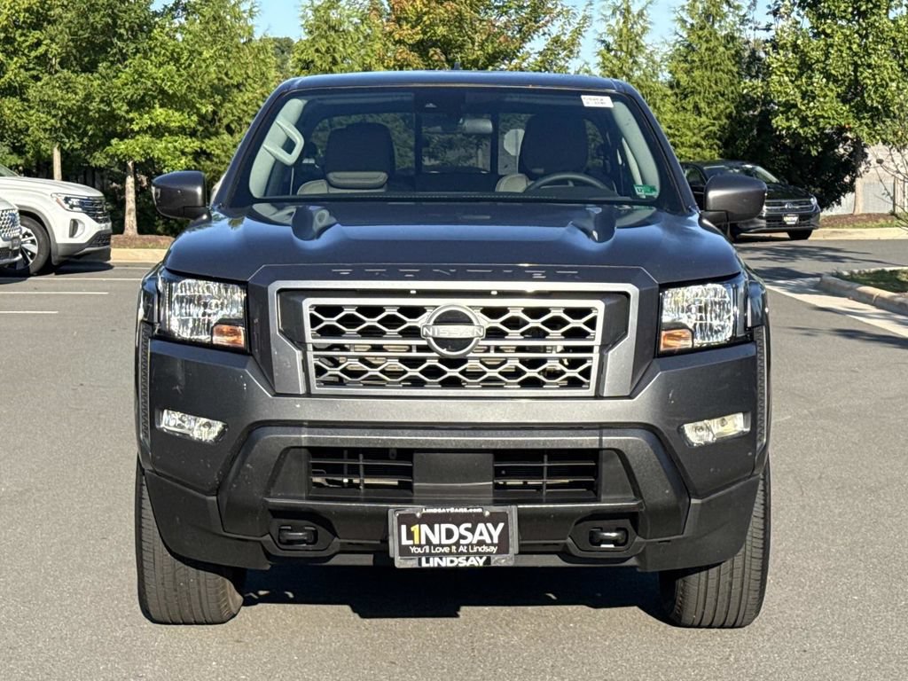 Used 2022 Nissan Frontier SV w/ Technology Package AWD/4WD image 7