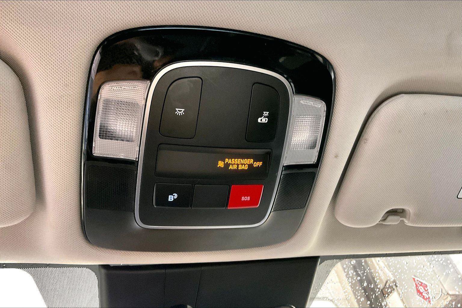 Used 2025 Hyundai Sonata SEL FWD image 32