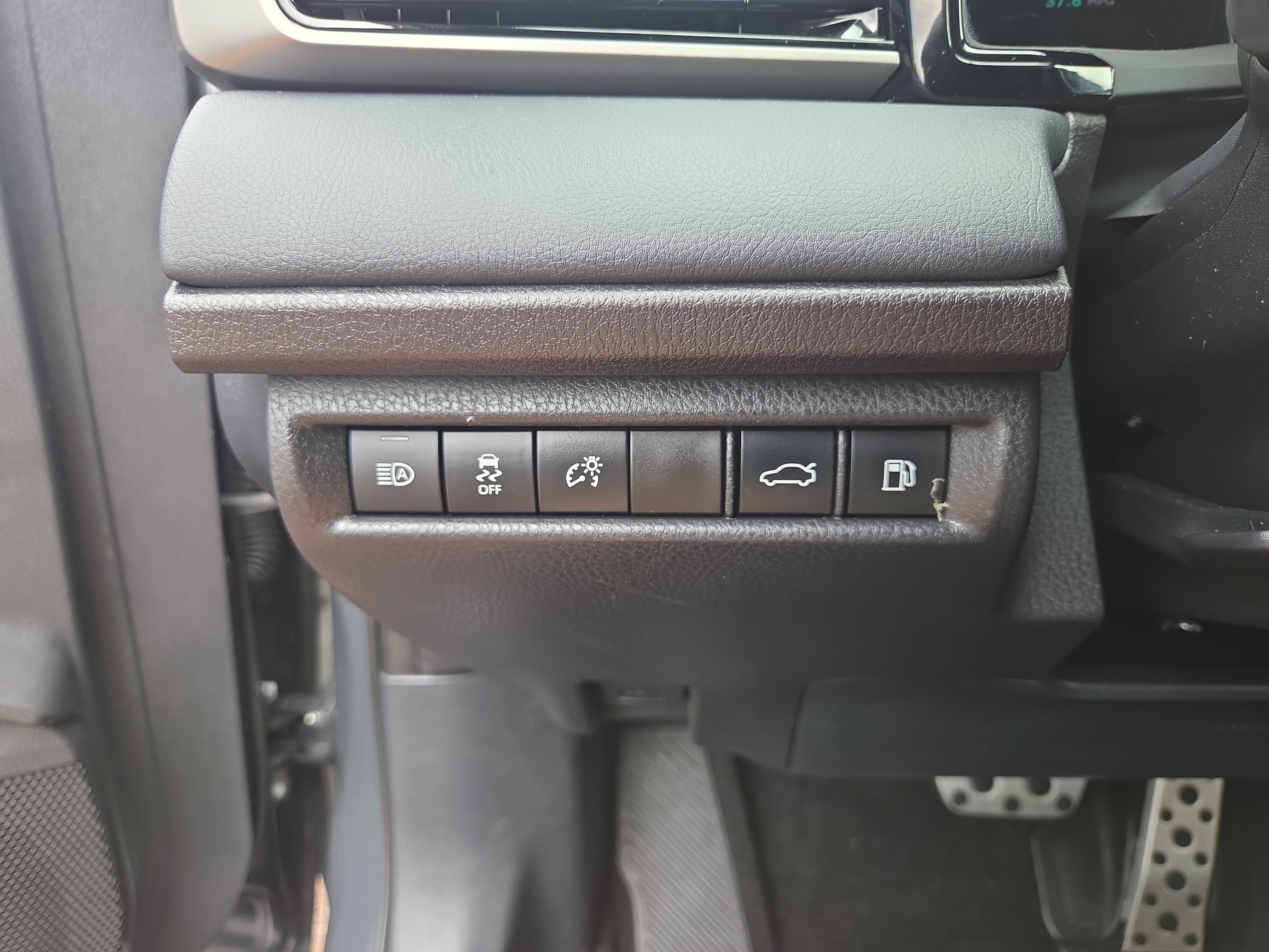 Certified 2026 Toyota Camry XSE FWD image 27