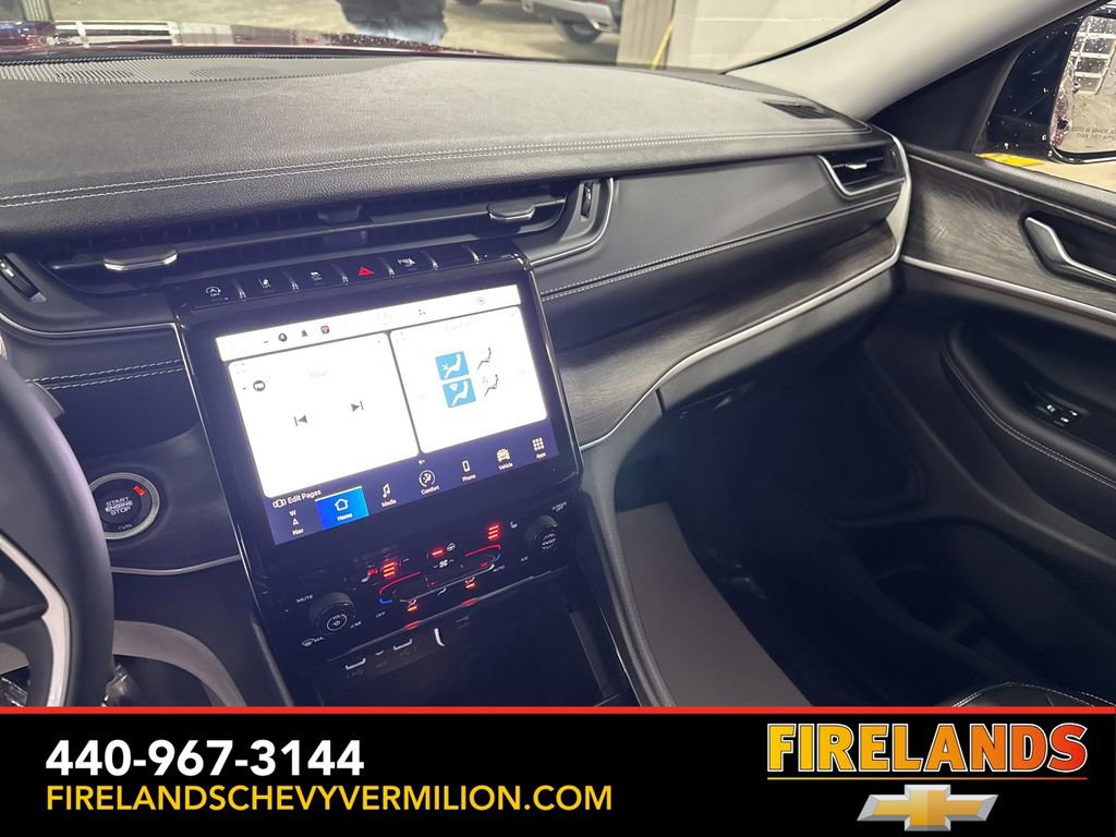 Used 2023 Jeep Grand Cherokee Limited image 20