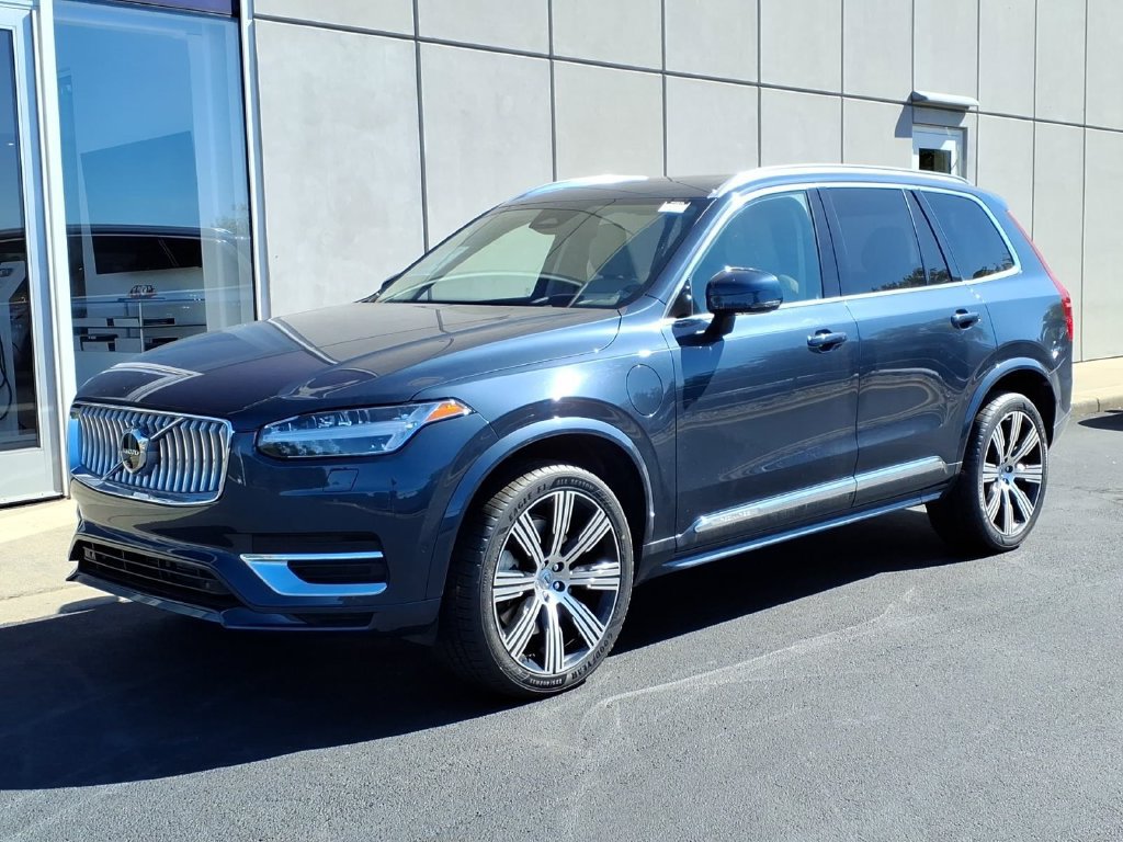 Certified 2024 Volvo XC90 T8 Ultimate w/ Protection Package Premier