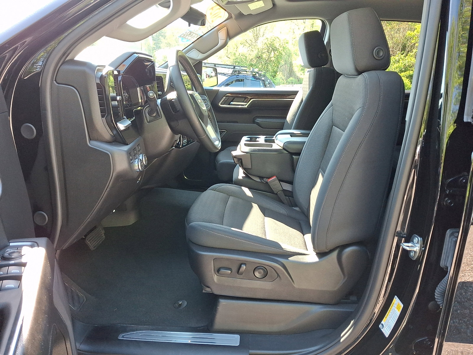 Used 2024 GMC Sierra 1500 Elevation AWD/4WD image 14