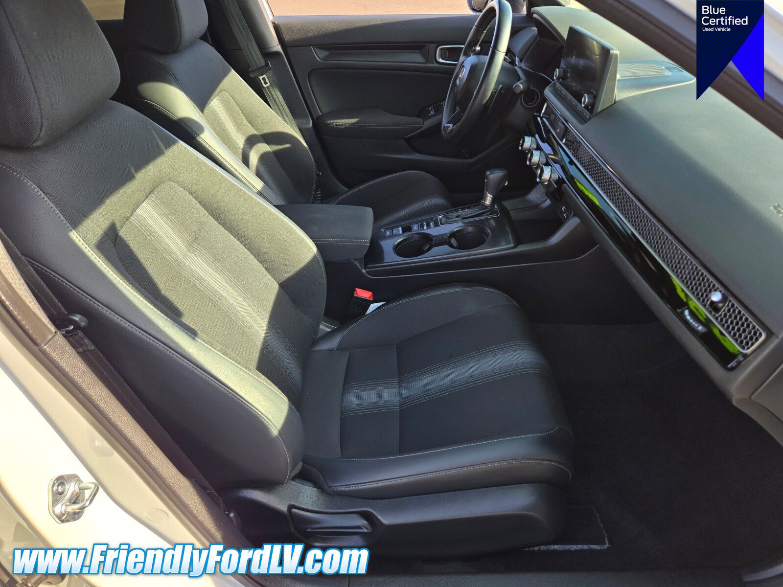 Used 2023 Honda Civic Sport image 14