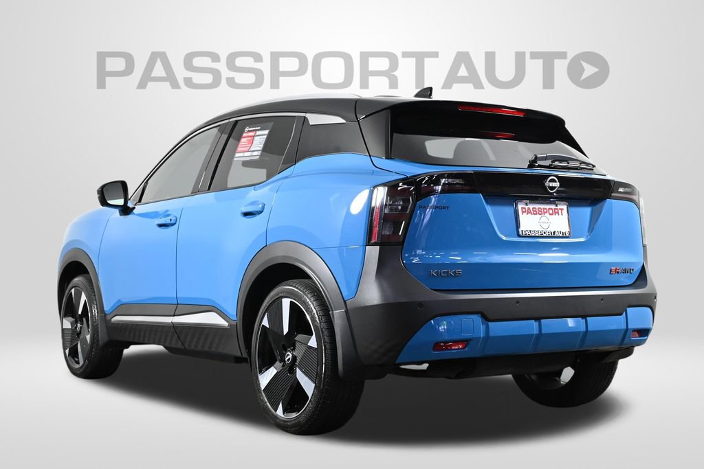 Certified 2025 Nissan Kicks SR AWD/4WD image 8