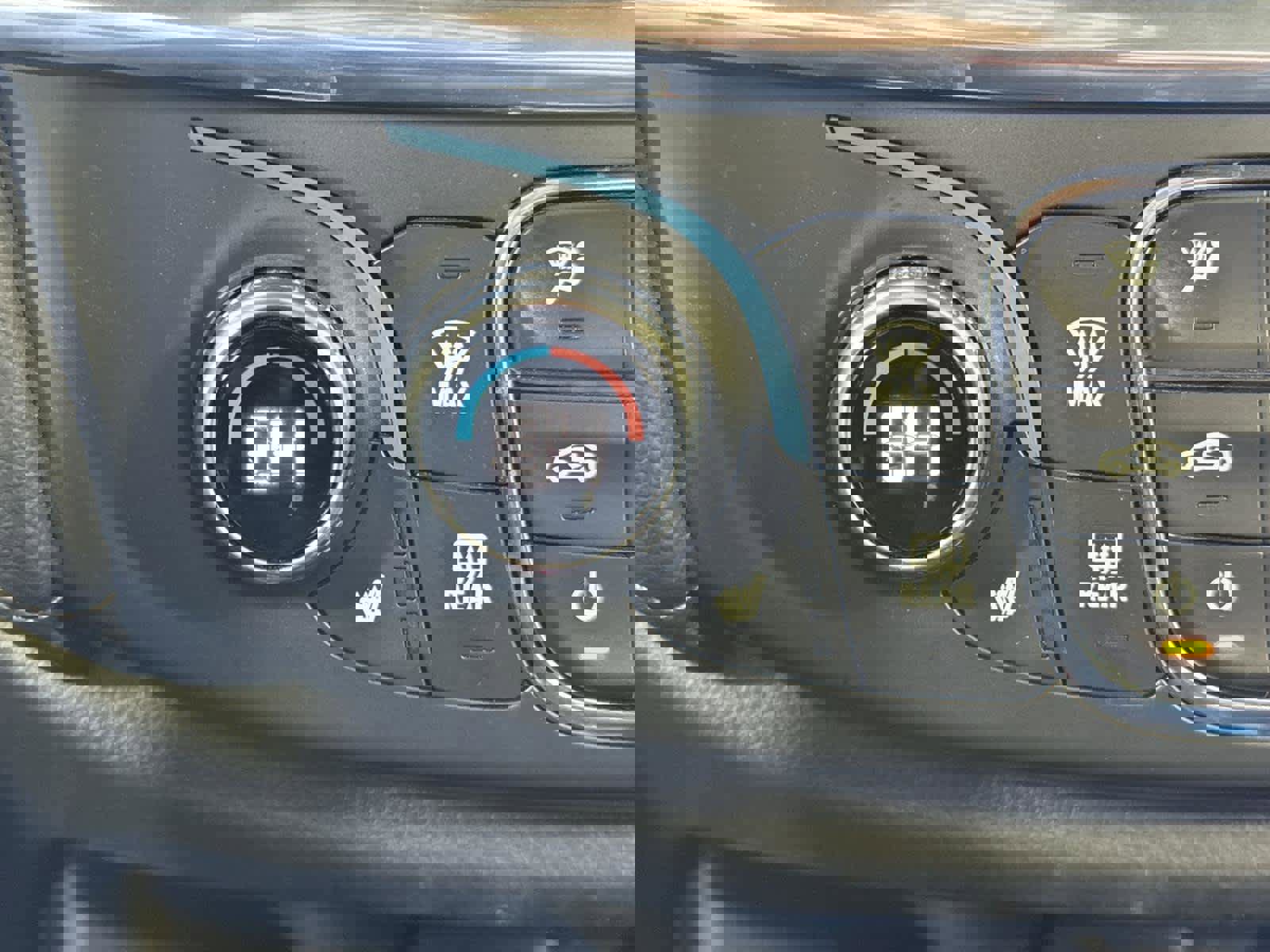 Certified 2023 Chevrolet Traverse LT image 23