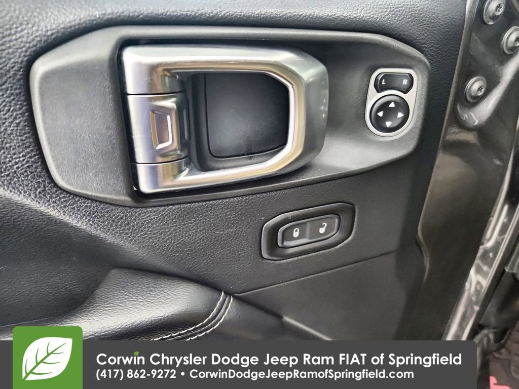 Certified 2018 Jeep Wrangler Unlimited Sahara w/ LED Lighting Group image 21