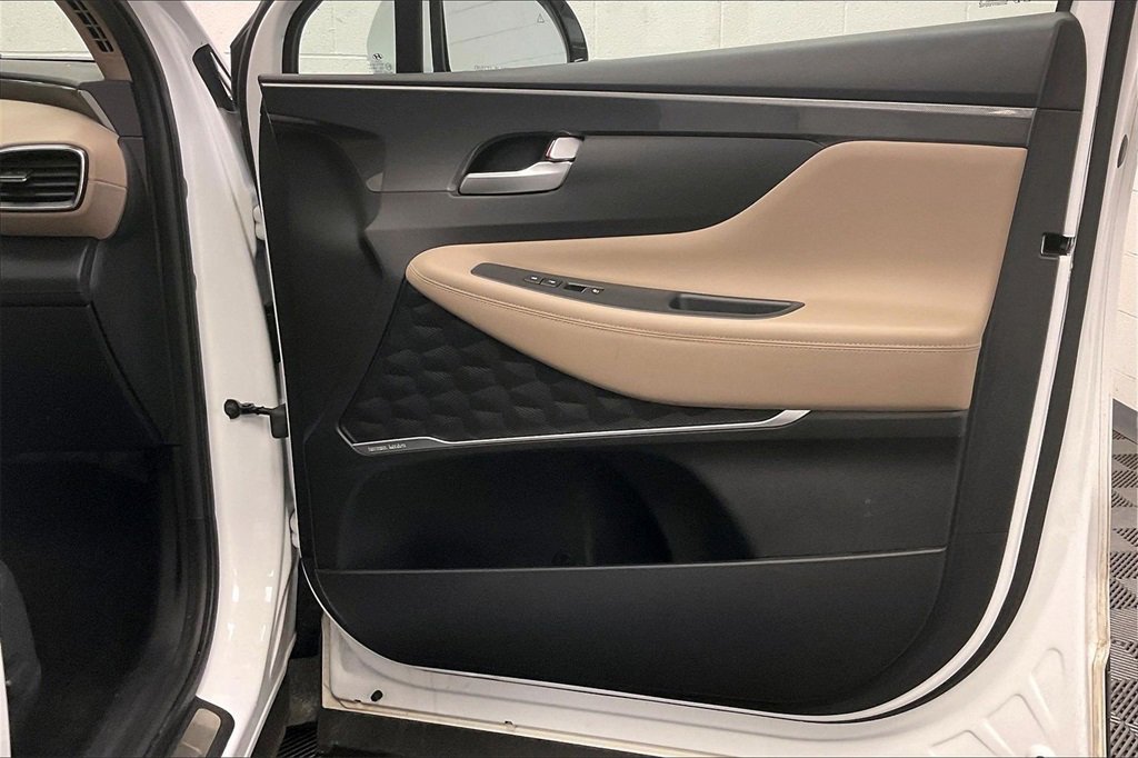 Used 2021 Hyundai Santa Fe Limited w/ Cargo Package image 25