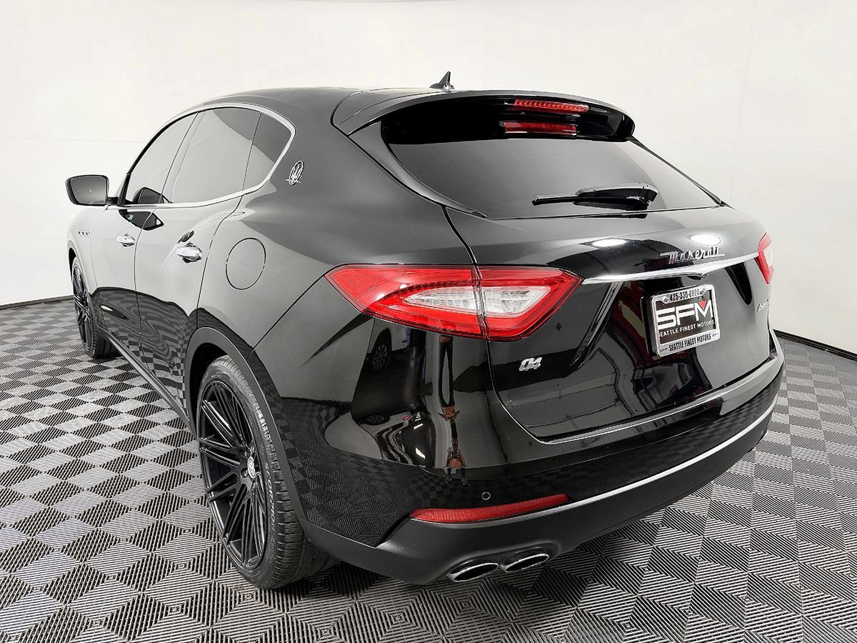 Used 2018 Maserati Levante AWD/4WD image 19