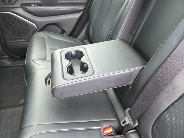 Used 2023 Jeep Grand Cherokee Overland w/ Luxury Tech Group IV image 47