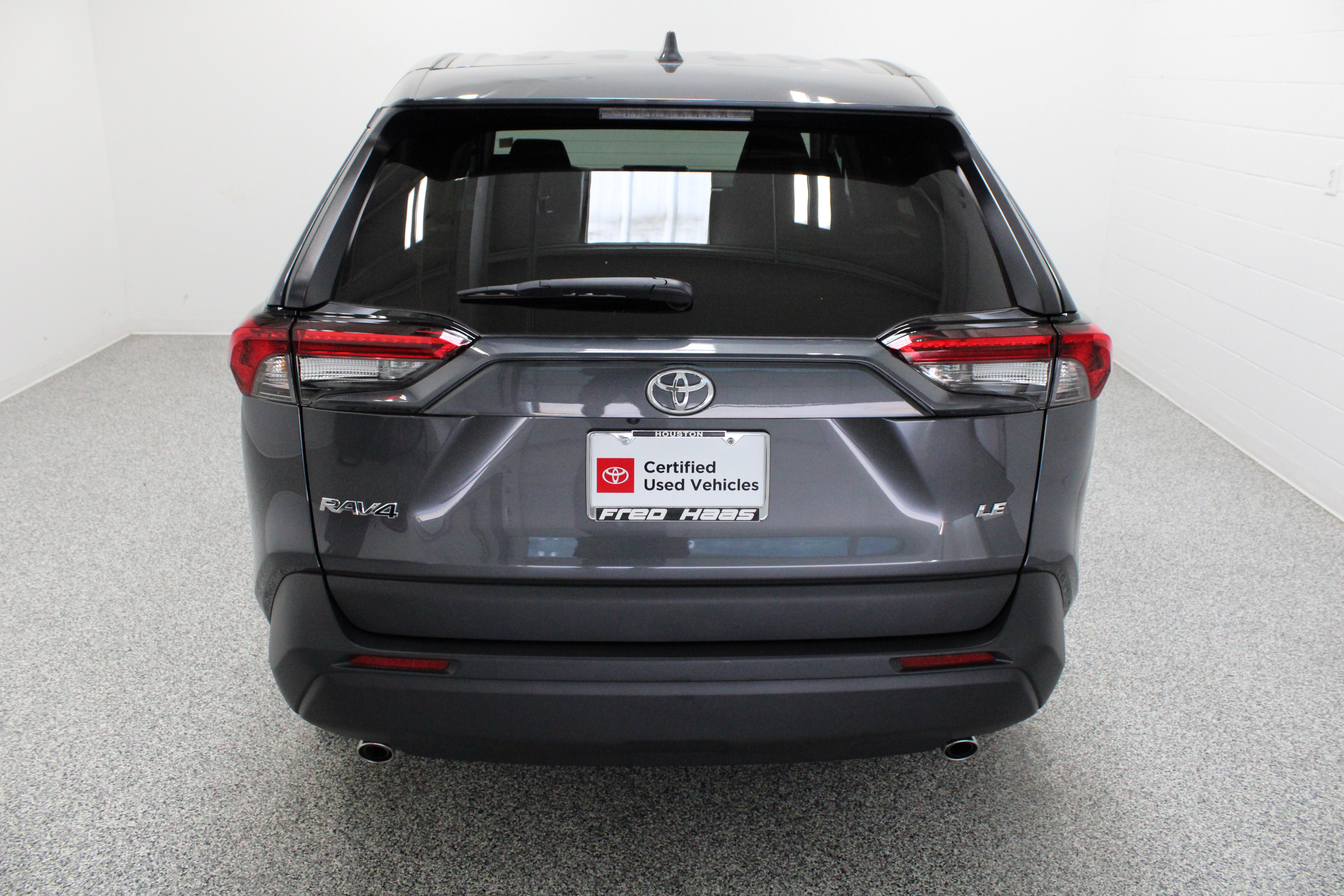 Certified 2024 Toyota RAV4 LE FWD image 8