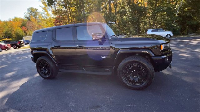New 2026 GMC Hummer EV SUV image 2
