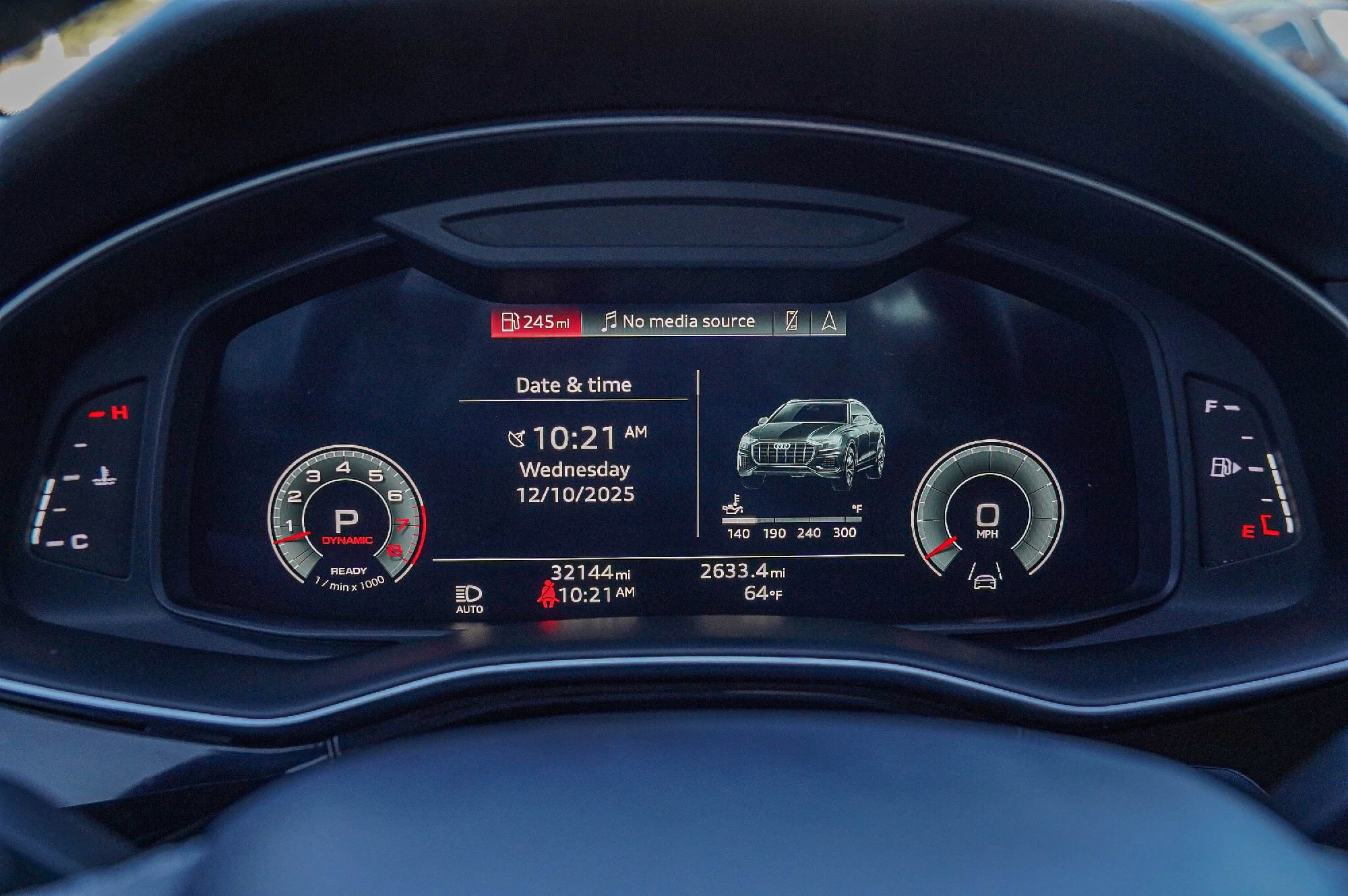 Used 2023 Audi Q8 Prestige w/ Prestige Package image 13