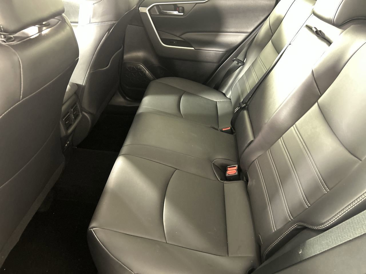 Used 2023 Toyota RAV4 XLE Premium FWD image 23