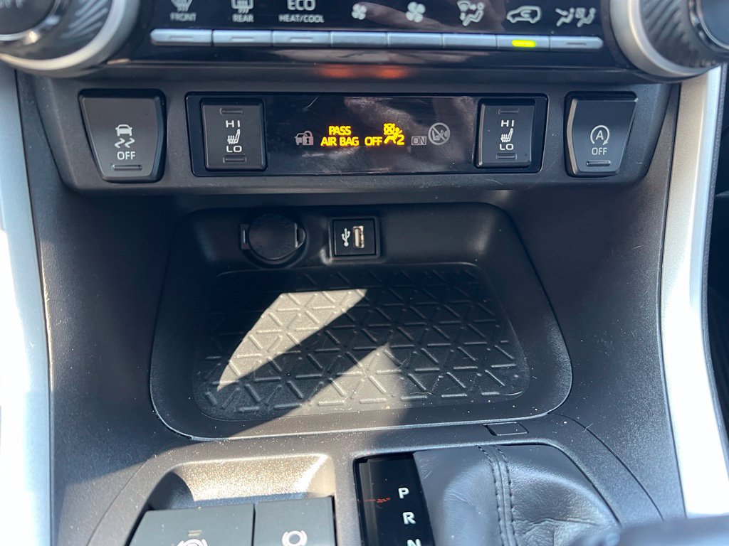 Used 2023 Toyota RAV4 XLE Premium AWD/4WD image 35