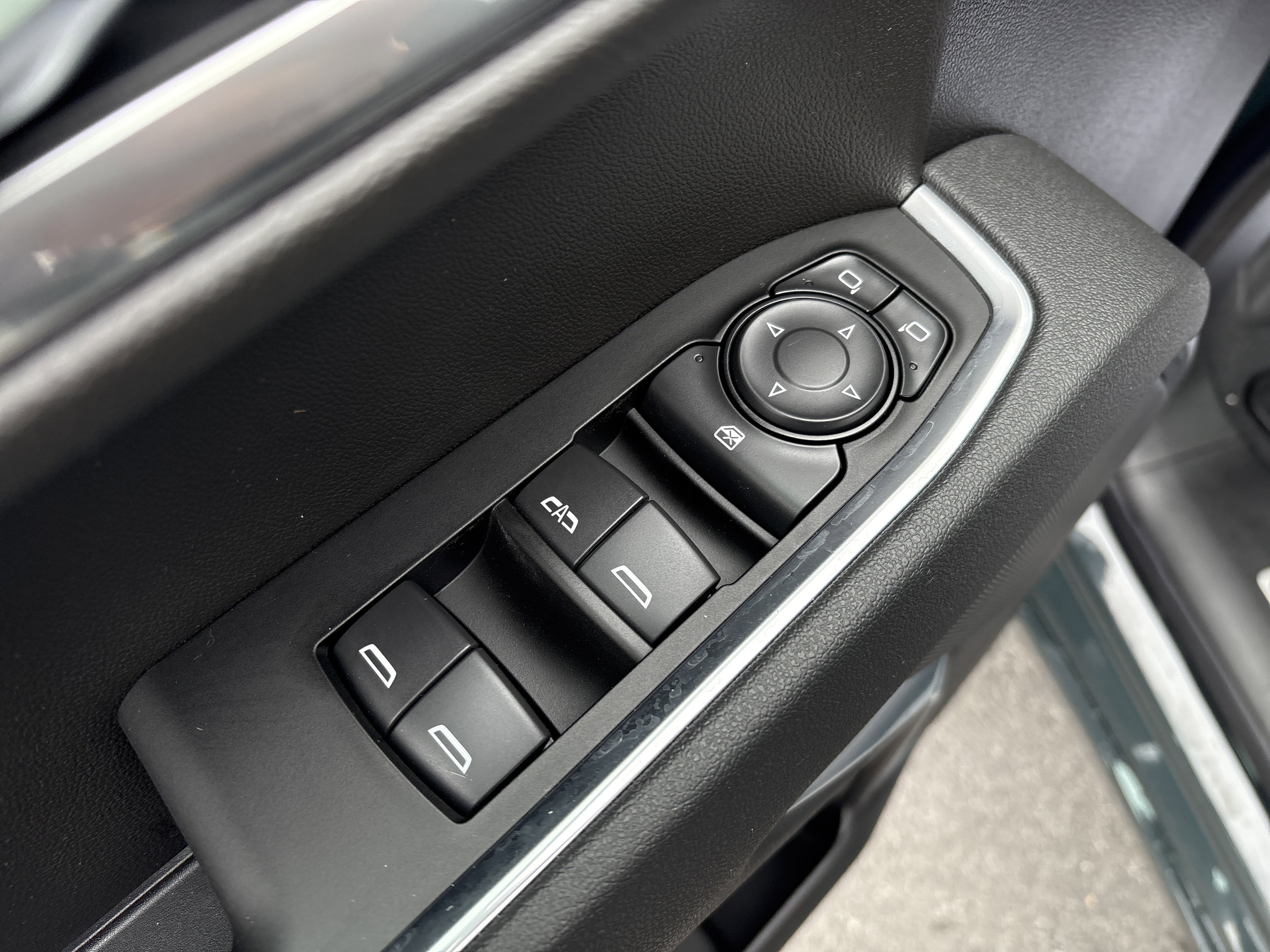 New 2026 Chevrolet Silverado 1500 LT image 16