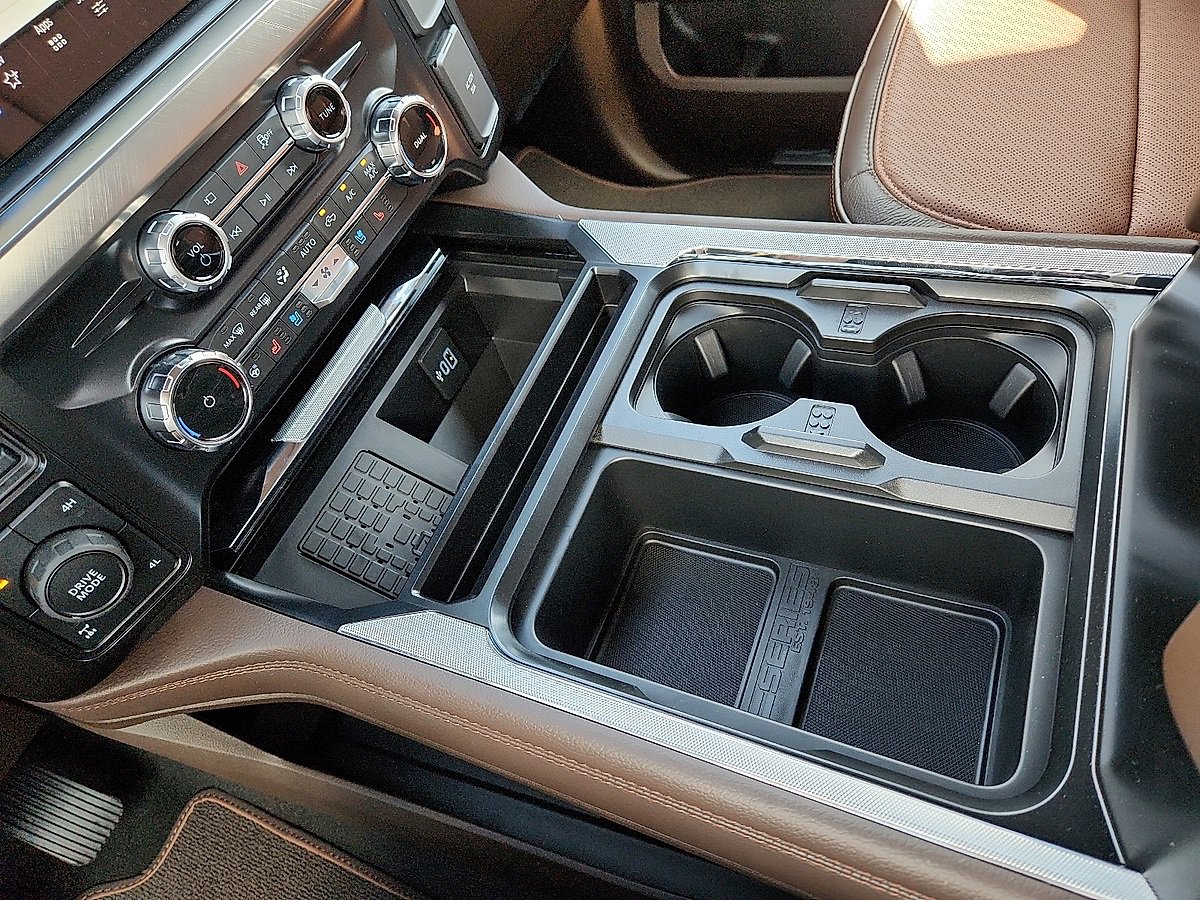 New 2025 Ford F350 King Ranch w/ FX4 Off-Road Package image 12