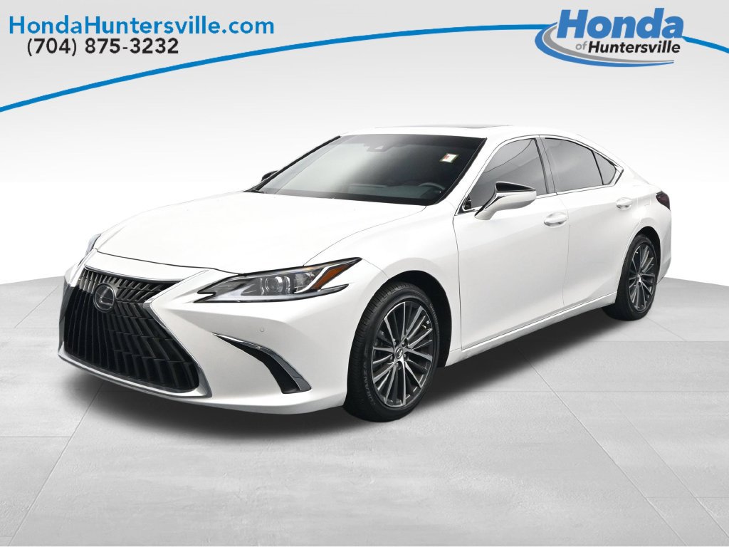 Used 2025 Lexus ES 350 w/ Premium Package FWD image 3