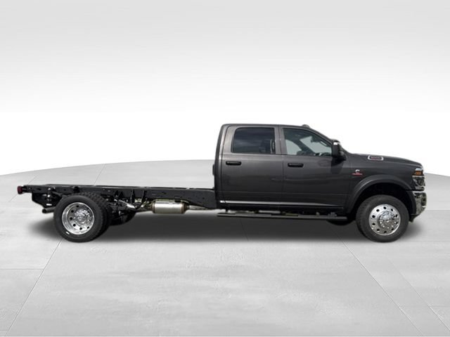 New 2026 RAM 5500 Tradesman w/ Chrome Appearance Group AWD/4WD image 16