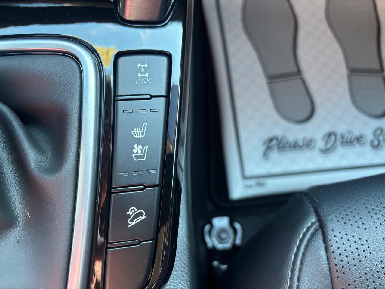 Used 2024 Kia Seltos SX w/ SX Sunroof Package image 24