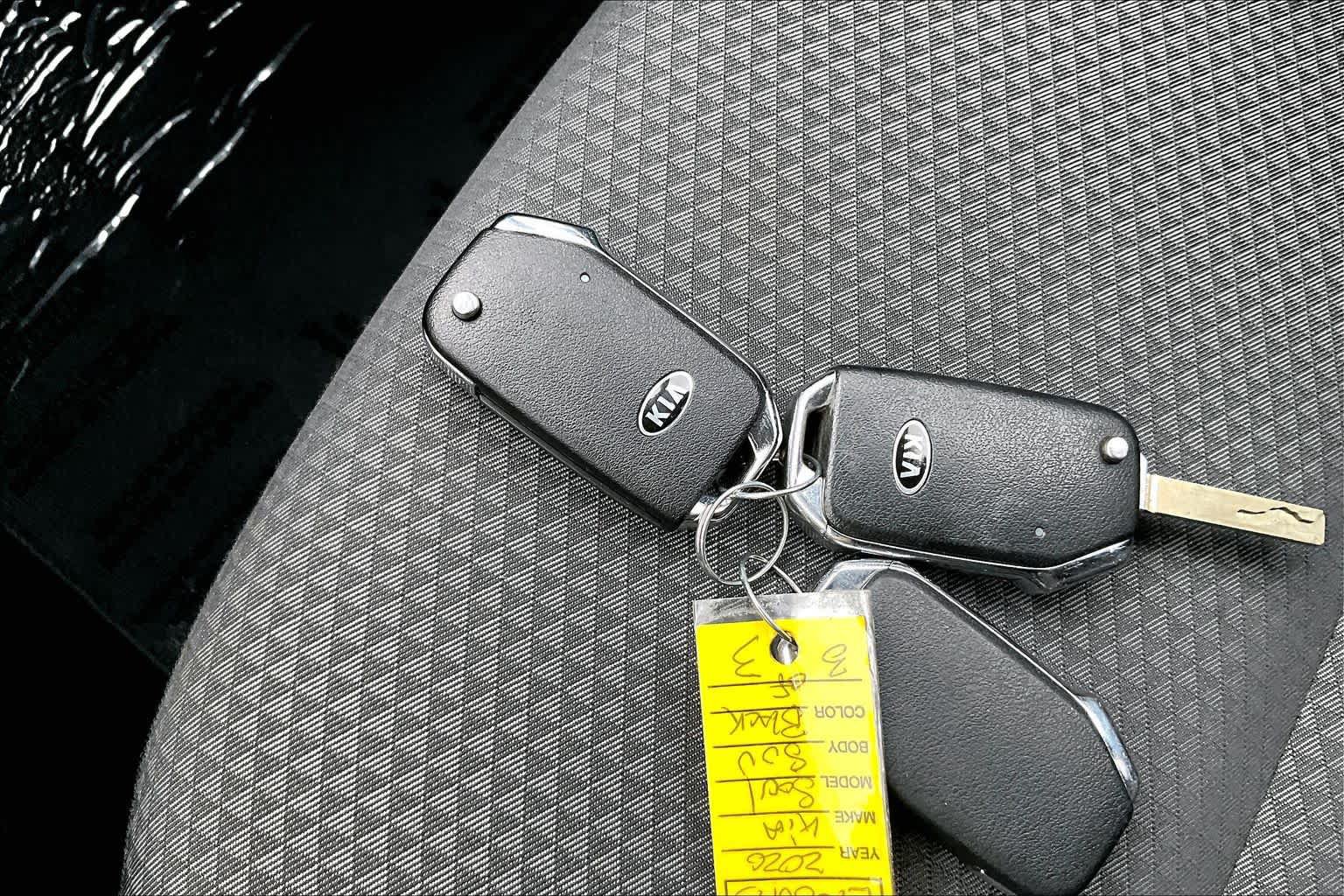Used 2020 Kia Soul LX FWD image 14