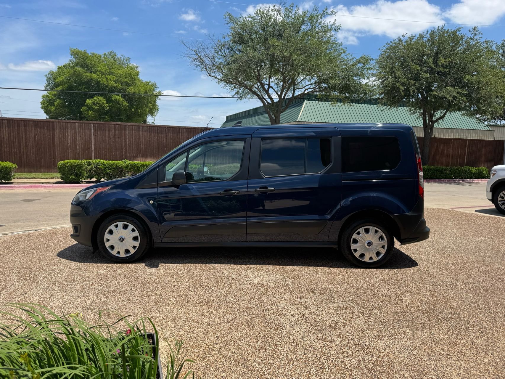 Used 2021 Ford Transit Connect XL FWD image 11
