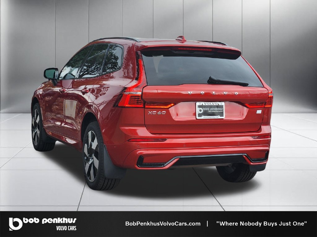 Used 2024 Volvo XC60 T8 Ultimate AWD/4WD image 27
