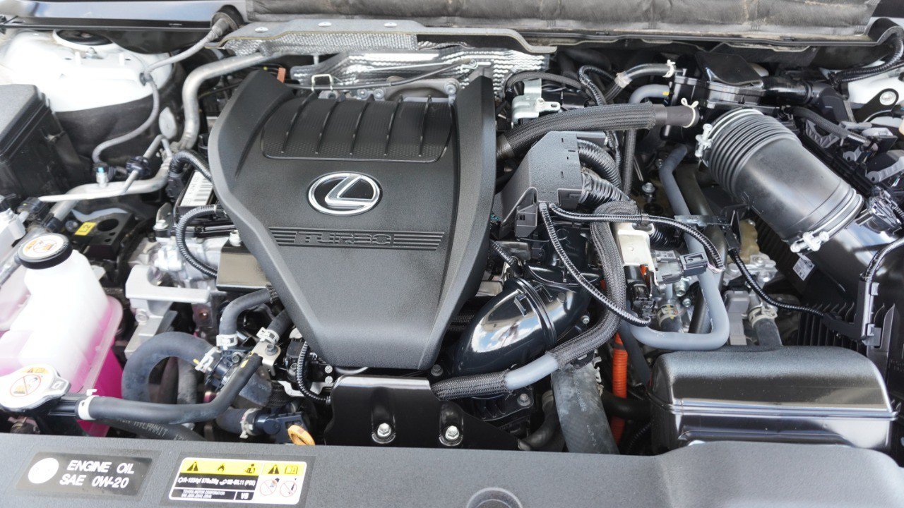 Certified 2024 Lexus RX 500h F Sport w/ Convenience Package AWD/4WD image 38