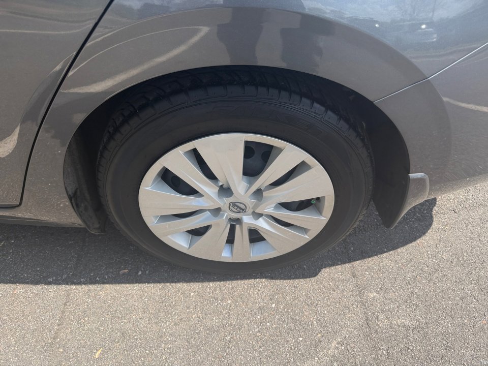 Used 2024 Nissan Sentra S FWD image 22