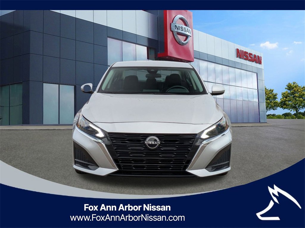 Certified 2023 Nissan Altima 2.5 SV image 8