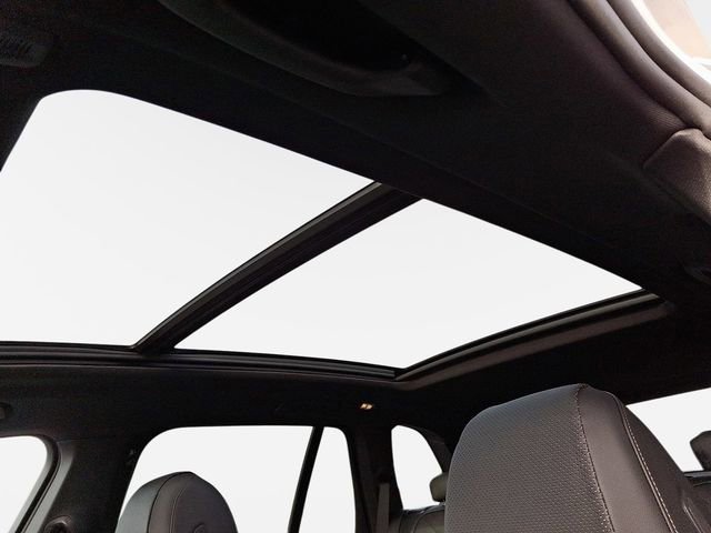 Used 2026 BMW X5 xDrive40i w/ Parking Assistance Package image 12