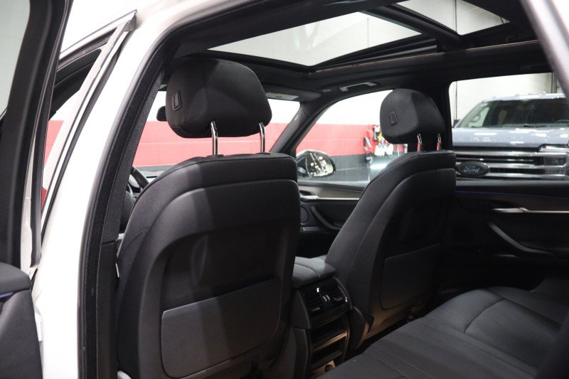 Used 2017 BMW X5 xDrive40e AWD/4WD image 38