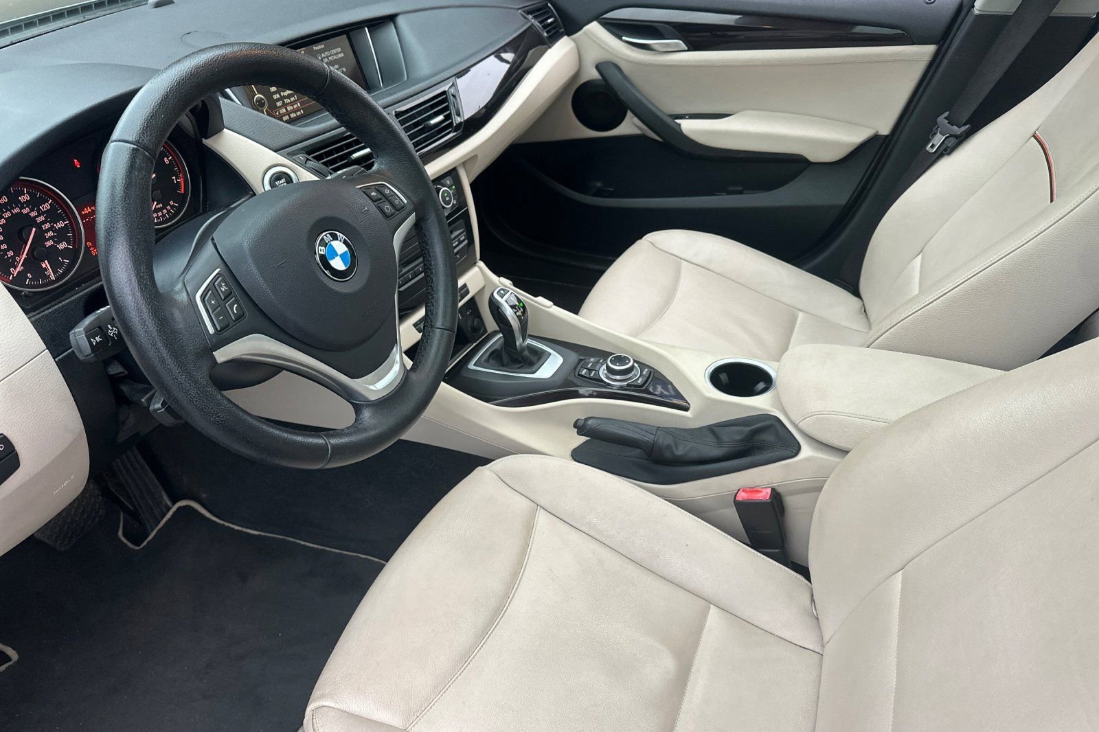 Used 2014 BMW X1 sDrive28i image 10