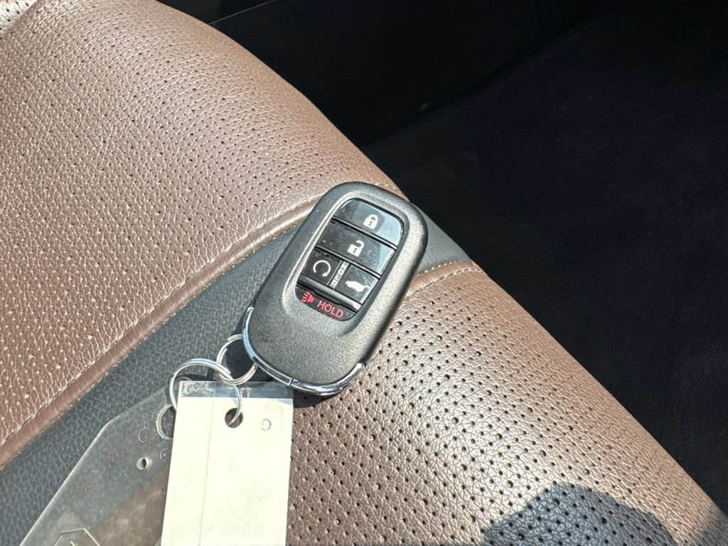 Used 2025 Honda Pilot Elite image 44