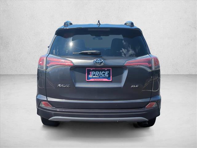 Used 2018 Toyota RAV4 XLE FWD image 9