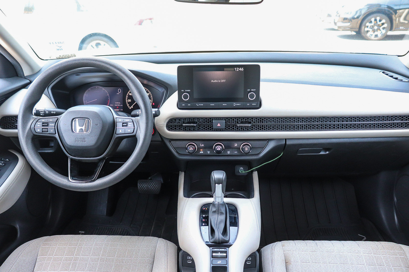Certified 2024 Honda HR-V LX image 14