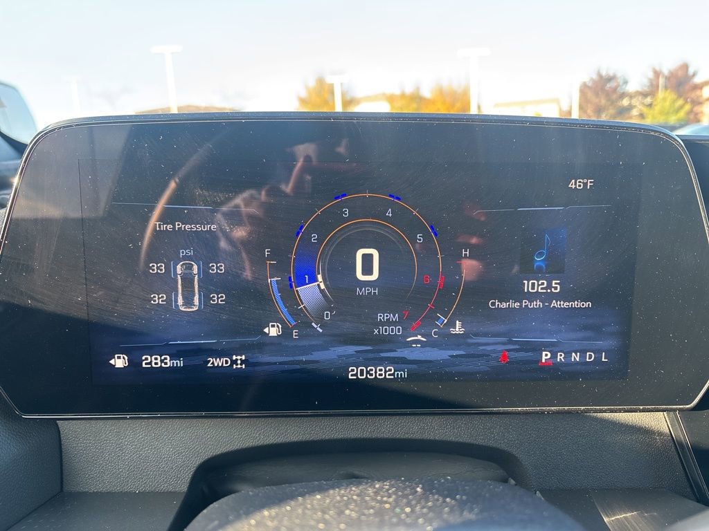 Used 2025 Chevrolet Traverse LT image 24