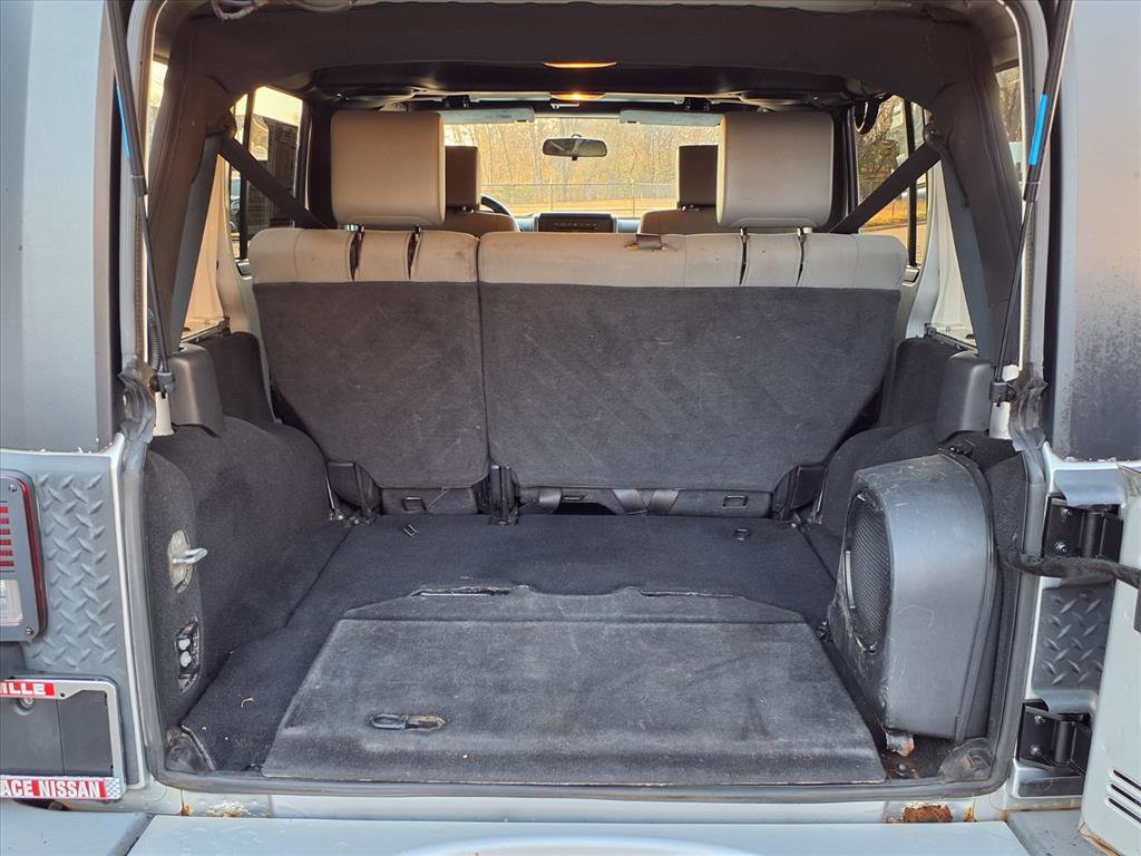 Used 2009 Jeep Wrangler Unlimited Sahara w/ Dual Top Group image 25