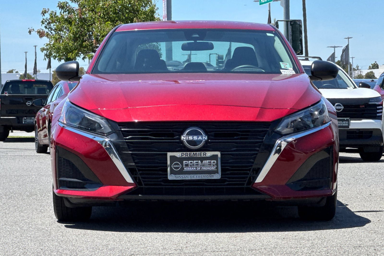 Certified 2025 Nissan Altima 2.5 SV FWD image 9