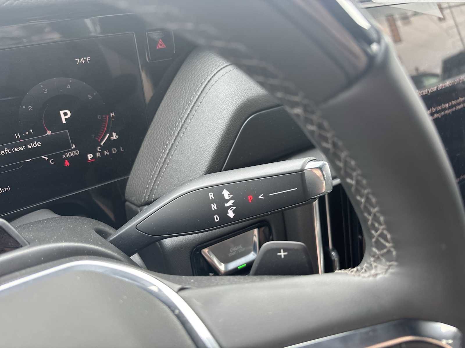 New 2025 GMC Yukon Denali w/ Advanced Technology Package AWD/4WD image 16