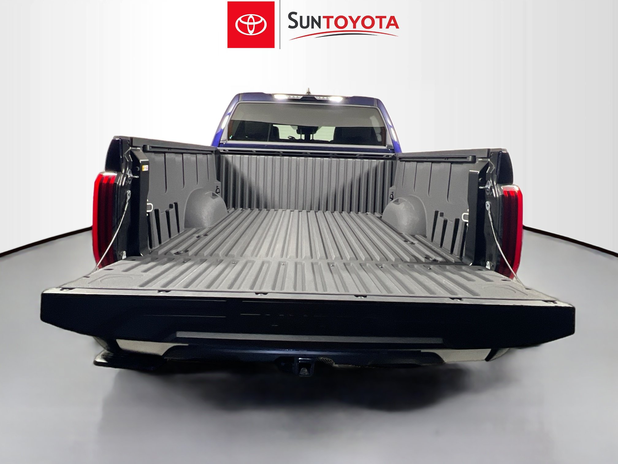 Used 2026 Toyota Tundra Limited AWD/4WD image 33