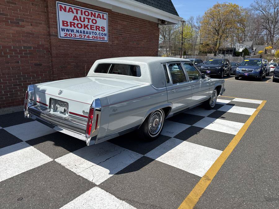 Used 1989 Cadillac Brougham RWD image 3