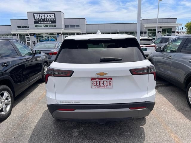 Used 2025 Chevrolet Equinox LT AWD/4WD image 4