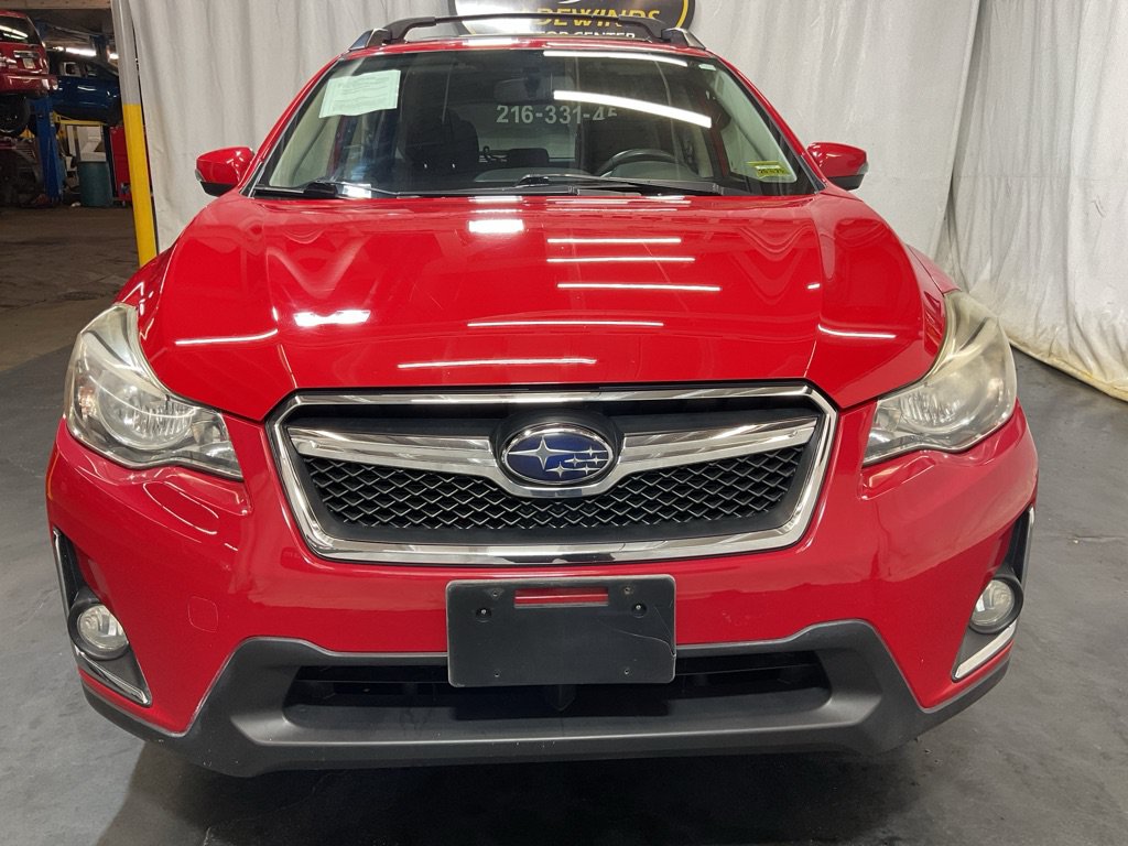 Used 2016 Subaru Crosstrek 2.0i Premium AWD/4WD image 2