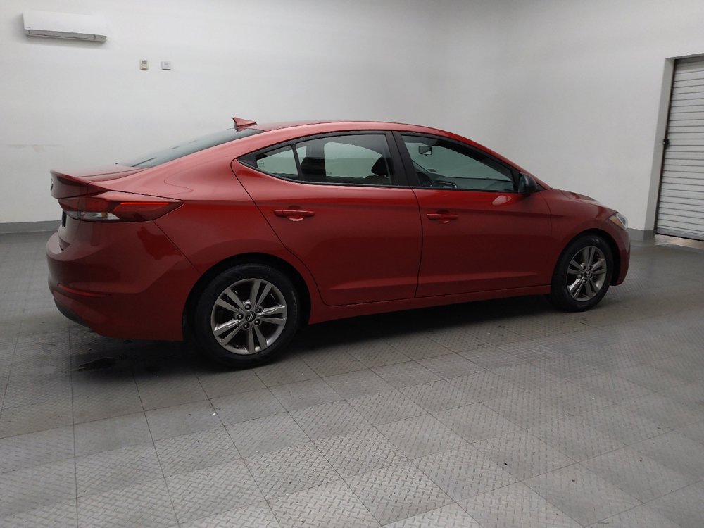 Used 2017 Hyundai Elantra SE image 10
