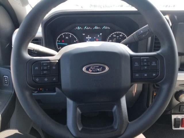 New 2025 Ford F550 4x4 Regular Cab Super Duty image 23