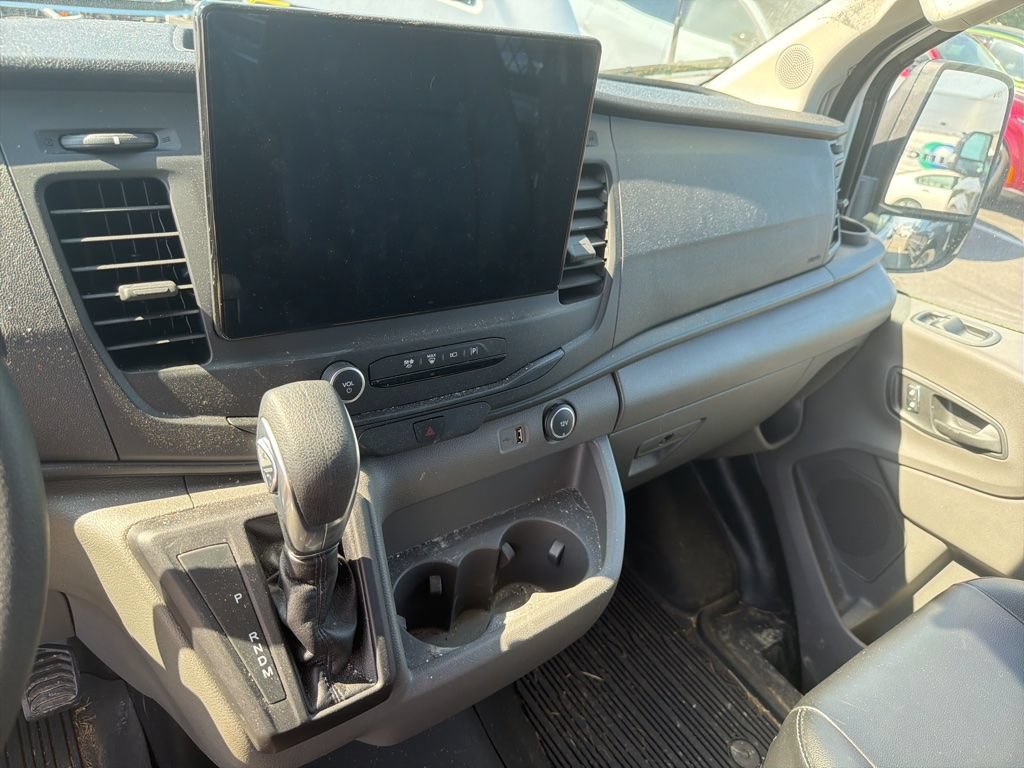Used 2022 Ford Transit 250 Low Roof RWD image 7