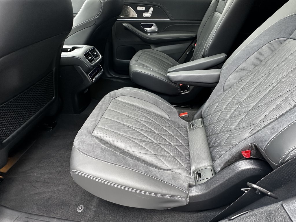 New 2026 Mercedes-Benz GLS 63 AMG 4MATIC image 24